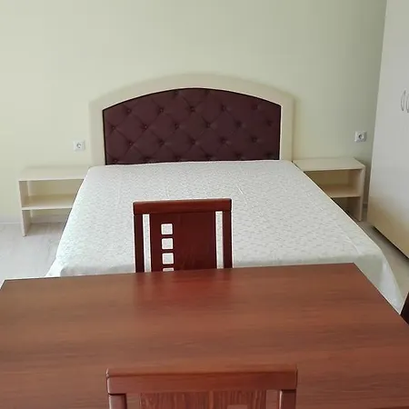 Premier Resident *